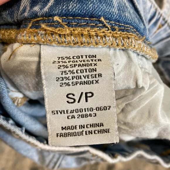 Small Almost Famous Cargo Jogger Jeans - Picture 7 of 7